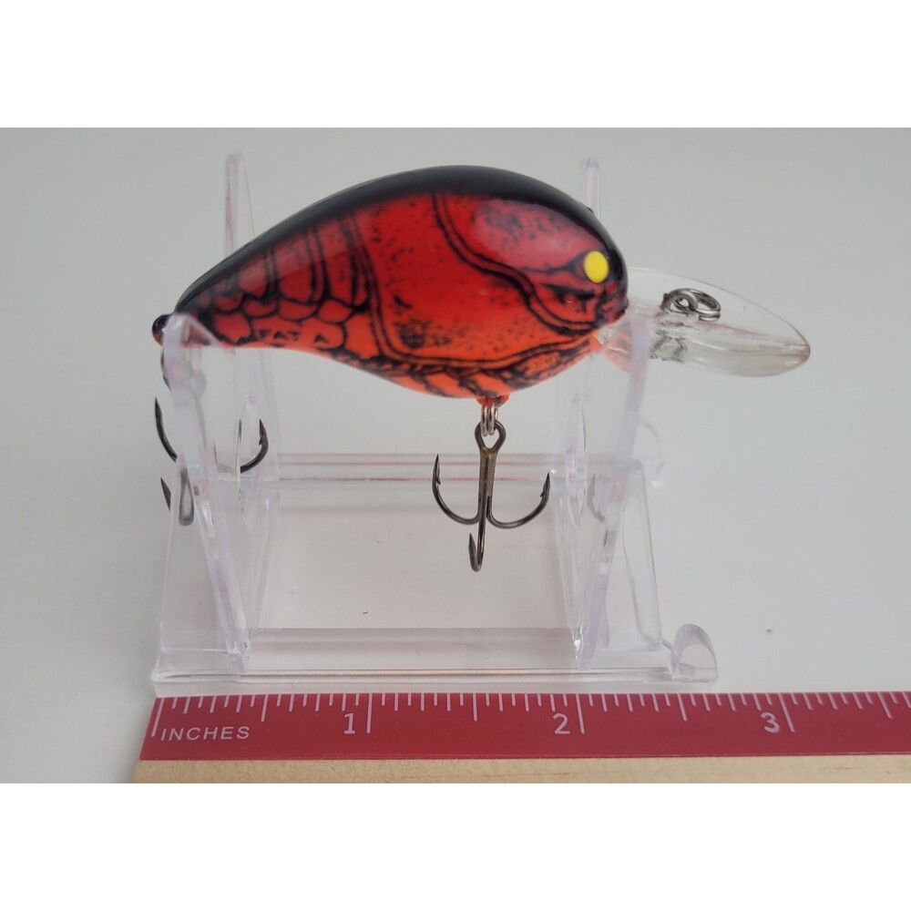Bomber Shallow A Apple Red Craw Crankbait Fishing Lure